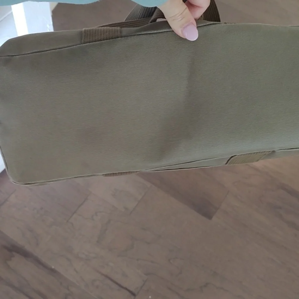 FEED Tote •Olive Green•Used - Picture 13 of 13